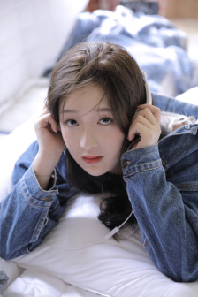 二见一树